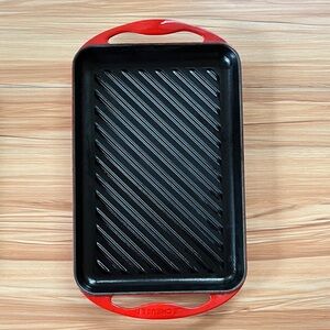 Le Creuset Cherry Red Rectangular Grill Pan